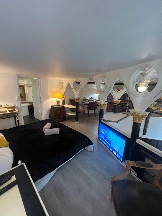 Av Montaigne Champs Elysee Paris Extérieur photo