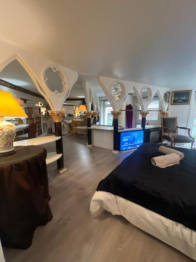 Av Montaigne Champs Elysee Paris Extérieur photo